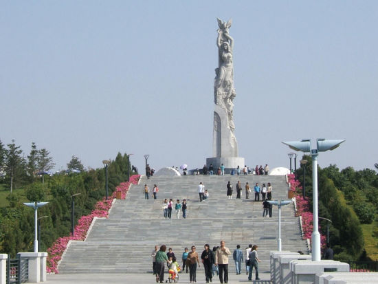 明天共有幾張滬牌拍賣公告